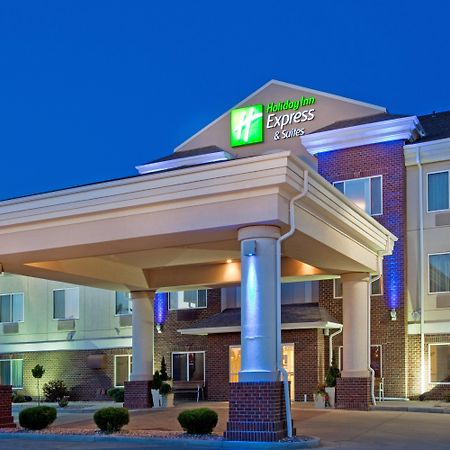 Holiday Inn Express & Suites - Dickinson By Ihg Ausstattung foto